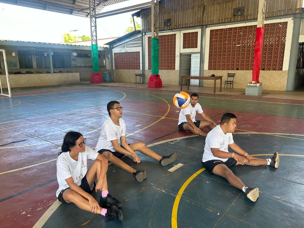 Projeto do Instituto Incluir com atividades esportivo-pedagógicas e psicológicas transforma vida de jovem com deficiência em Ipatinga, MG