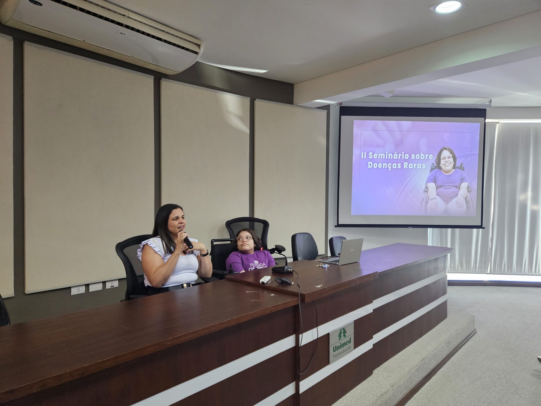 Santa Casa Fernandópolis realiza II Seminário sobre Doenças Raras