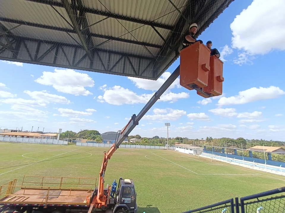 Macedônia executa trabalho muito importante no estádio municipal João de Melo Macedo