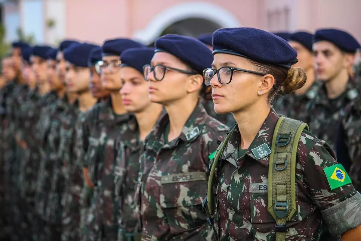 Data para alistamento militar feminino é anunciada; saiba detalhes