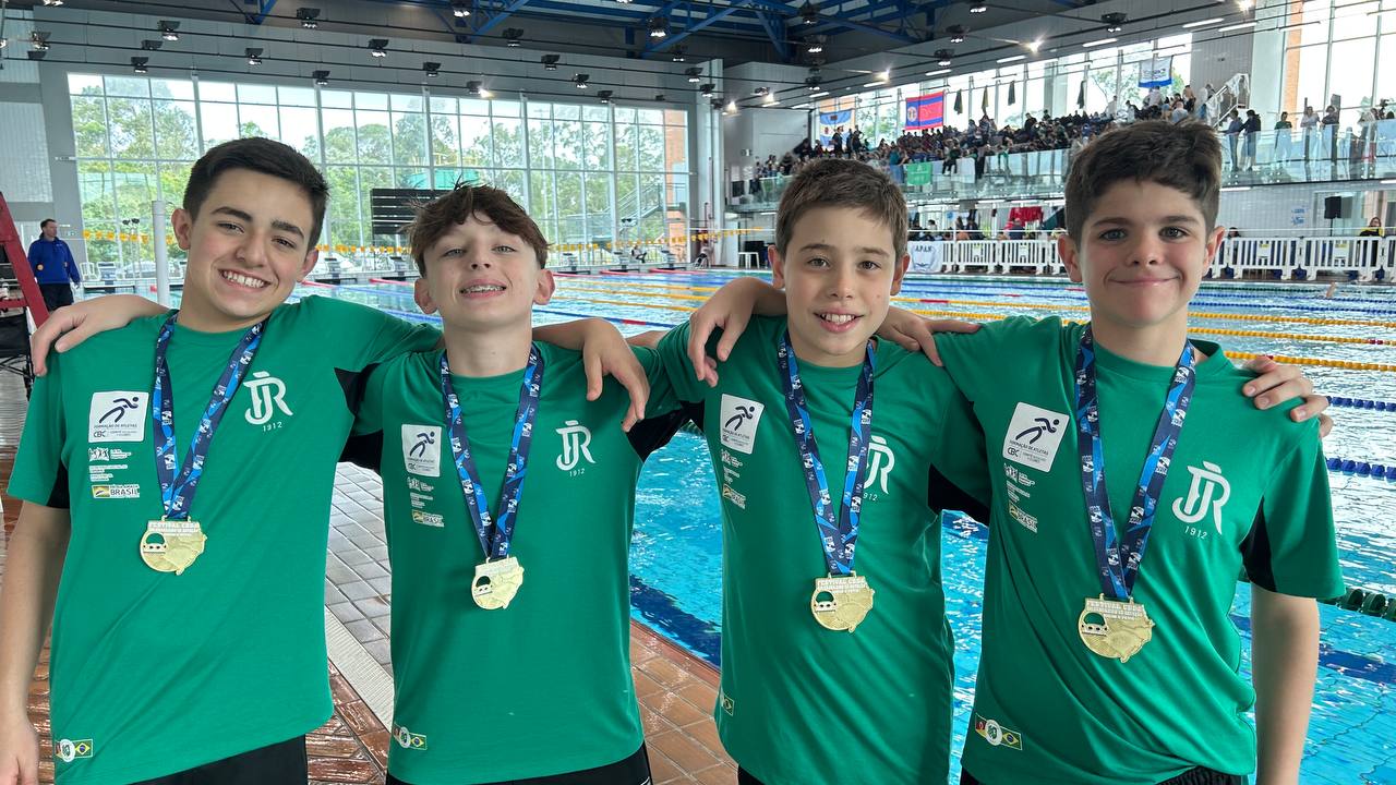 Recreio da Juventude conquista 15 medalhas no Sul-Brasileiro de Natação Mirim e Petiz