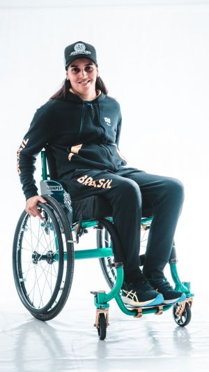 Inovação nos Jogos Parapan-Americanos: Mesa-tenista Catia Oliveira estreia cadeira exclusiva desenvolvida para ela por empresa nacional